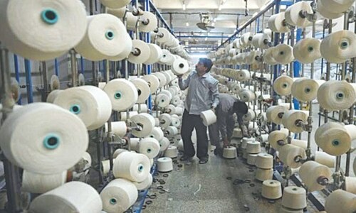 Textile exporters hope for revival after dull Christmas season