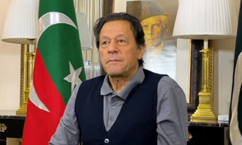 Imran invites govt for talks on polls date ‘or else we’ll dissolve assemblies’ Imran invites govt for talks on polls date ‘or else we’ll dissolve assemblies’