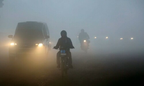 40pc of 7m registered vehicles in Lahore contributing to smog 40pc of 7m registered vehicles in Lahore contributing to smog