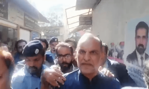 Balochistan High Court orders quashing of FIRs against PTI&rsquo;s Azam Swati across the province