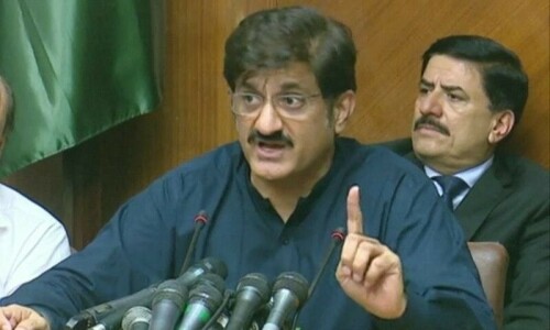 Murad orders police-Rangers operation to crush street criminals in Karachi Murad orders police-Rangers operation to crush street criminals in Karachi