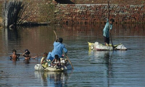 Floodwaters still inundate 13 districts of Sindh, Balochistan: UN