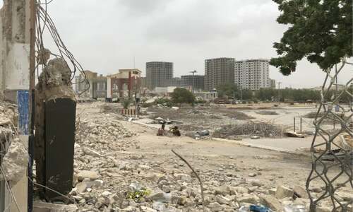 Sindh governor visits site of demolished Aladdin Park