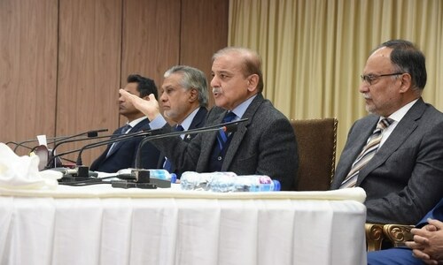 Can&rsquo;t sit for talks with &lsquo;egoistic&rsquo; Imran: PM