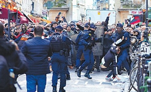 Gunman kills three at Kurdish centre in Paris