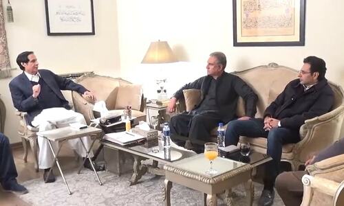 Elahi to take trust vote before Jan 11, PTI decides