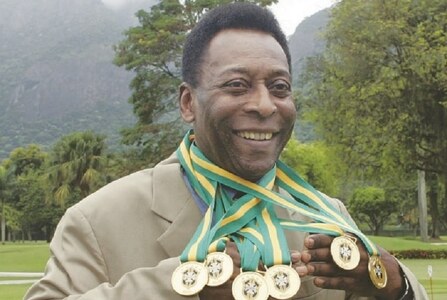 Brazilian ‘king of football’ Pele dies at 82 Brazilian ‘king of football’ Pele dies at 82