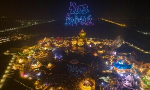 World starts to step into 2023 after turbulent year World starts to step into 2023 after turbulent year