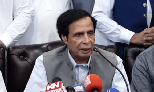 Parvez Elahi rejects PTI pressure on vote of confidence