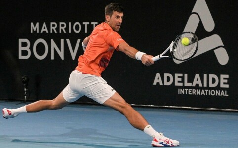 Djokovic outclasses Shapovalov in Adelaide to set up Medvedev semi-final