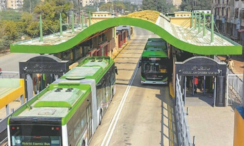 Falling in love with bus travel on Green Line in Karachi Falling in love with bus travel on Green Line in Karachi