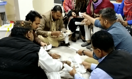 Delay in results, rigging claims put question mark on Sindh LG polls