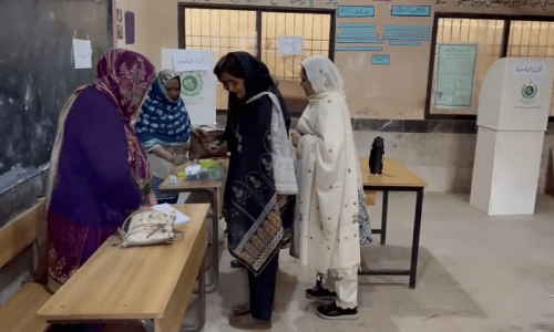 LG polls: It isn&rsquo;t cold alone that hit turnout in Karachi