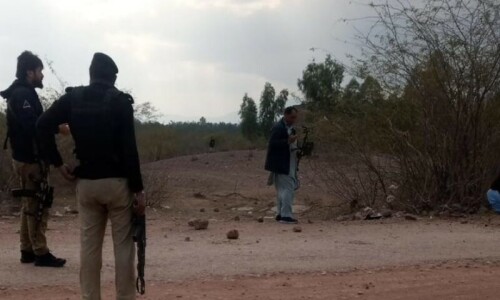 Police vehicle narrowly escapes bomb blast in Peshawar’s Badaber area Police vehicle narrowly escapes bomb blast in Peshawar’s Badaber area