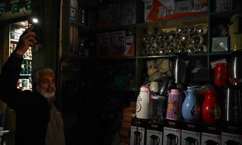 Hours after major outage hits Pakistan, govt says power restoration under way Hours after major outage hits Pakistan, govt says power restoration under way
