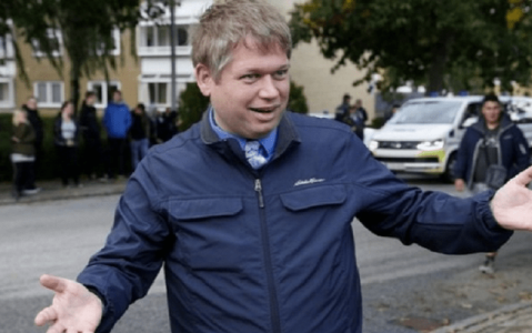 Danish politician commits another provocative, sacrilegious act Danish politician commits another provocative, sacrilegious act