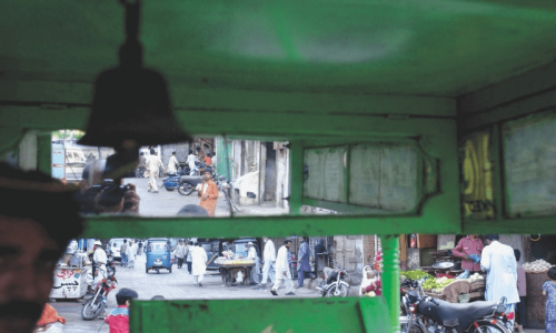 How do Karachi&rsquo;s poor see themselves?