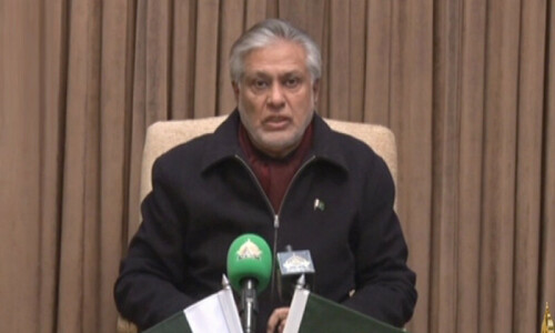 Dar announces 35-rupee hike in petrol price