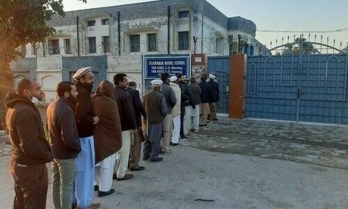 PTI, JI supporters reach polling stations in Islamabad only to find them locked