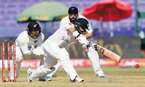 Saud gets maiden ton as Pakistan crawl to 407-9