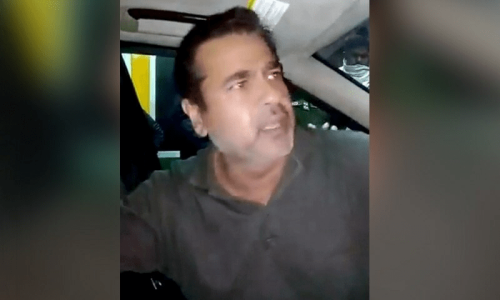 Anchorperson Imran Riaz arrested for ‘hate speech’ against state institutions: FIA Anchorperson Imran Riaz arrested for ‘hate speech’ against state institutions: FIA