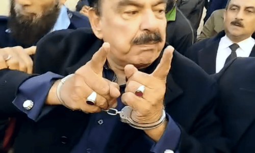 Remarks against PPP: IHC orders police to not take further action against Sheikh Rashid in Lasbela, Karachi FIRs