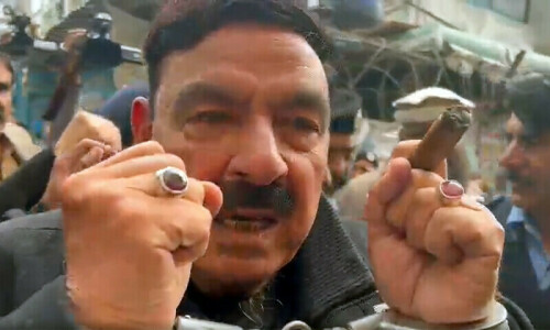 Islamabad court grants Murree police one-day transit remand of Sheikh Rashid
