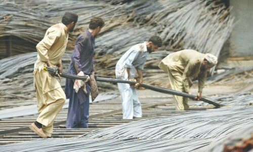 Builders stop buying costly steel bars for one week