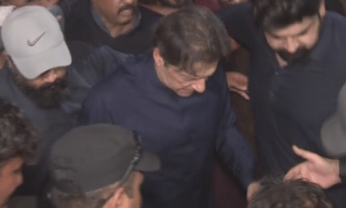 LHC grants Imran protective bail till March 3 in &lsquo;rioting, terror&rsquo; case