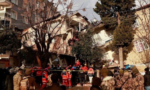 6 killed after latest earthquake shakes Turkiye-Syria border 6 killed after latest earthquake shakes Turkiye-Syria border