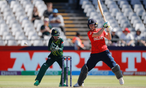 Women’s T20 World Cup: England top group with crushing win over Pakistan Women’s T20 World Cup: England top group with crushing win over Pakistan
