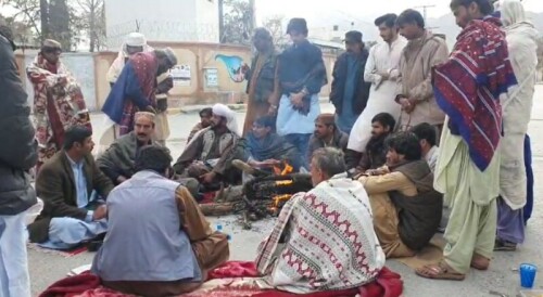 Protest in Quetta continues for second straight day after bodies found in Barkhan well
