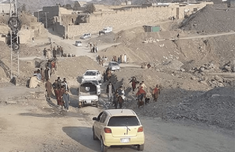 Torkham border reopened for pedestrians after talks Torkham border reopened for pedestrians after talks