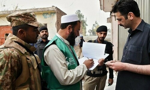 Moot demands postponement of census till rehabilitation of flood-hit people Moot demands postponement of census till rehabilitation of flood-hit people