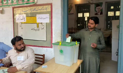 Vote counting begins as polling comes to a close in Rajanpur&rsquo;s NA-193 by-election