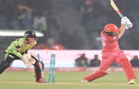 HBL Pakistan Super League: Rampant Qalandars crush United