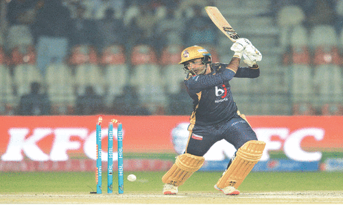 HBL Pakistan Super League: Ihsan, Rossouw power Sultans to crushing win over Gladiators