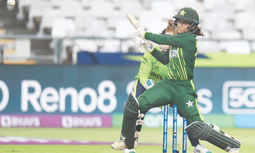 Muneeba’s landmark century lifts Pakistan hopes in World Cup Muneeba’s landmark century lifts Pakistan hopes in World Cup