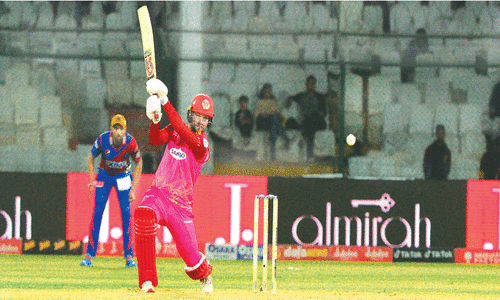 HBL PSL: Munro mauls Kings as United start off with victory HBL PSL: Munro mauls Kings as United start off with victory