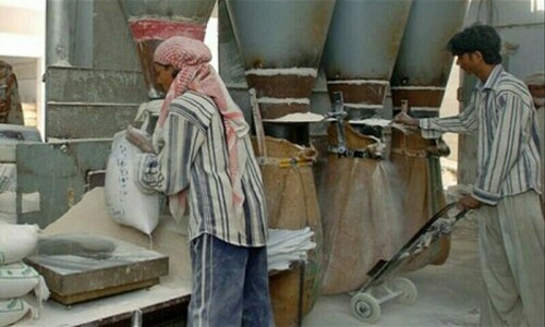 Flour retailers capitalise on tussle between govt, millers Flour retailers capitalise on tussle between govt, millers