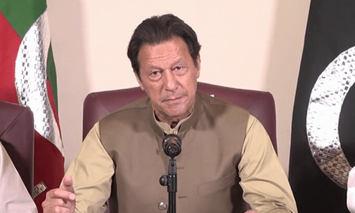 Non-bailable arrest warrants issued for Imran Khan in Toshakhana, judge threatening cases Non-bailable arrest warrants issued for Imran Khan in Toshakhana, judge threatening cases