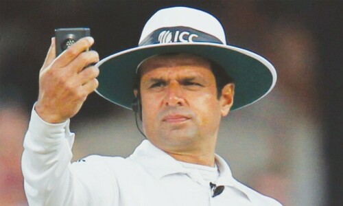 Record-holding Aleem Dar steps down Record-holding Aleem Dar steps down