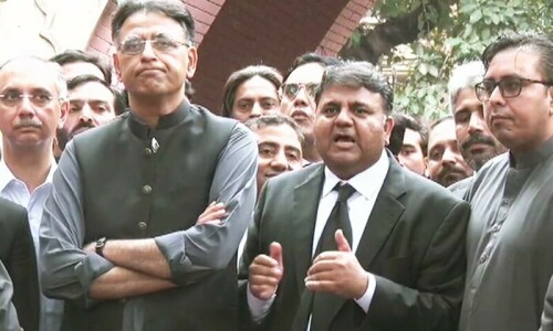 PTI urges govt make the next move by giving date, venue for talks PTI urges govt make the next move by giving date, venue for talks