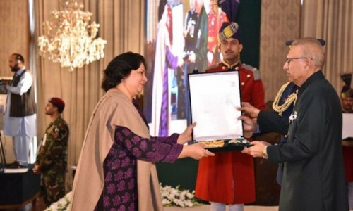 President confers civil awards for meritorious services