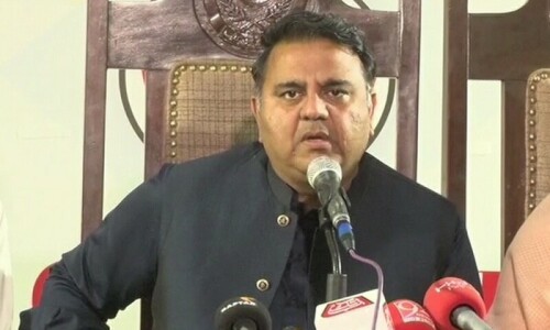 PTI leaders decry Rana Sanullah’s comments as ‘direct threat to Imran’ PTI leaders decry Rana Sanullah’s comments as ‘direct threat to Imran’