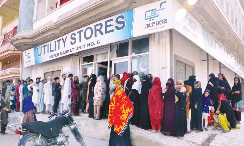 Sindh govt sets up 27 &lsquo;Bachat bazaars&rsquo; across Karachi for public relief