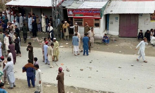 Violence erupts as citizens in Shangla&rsquo;s Bisham protest against &lsquo;unjust&rsquo; distribution of flour