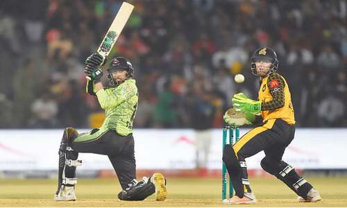 HBL Pakistan Super League: Qalandars upstage Zalmi to set up another title clash with Sultans
