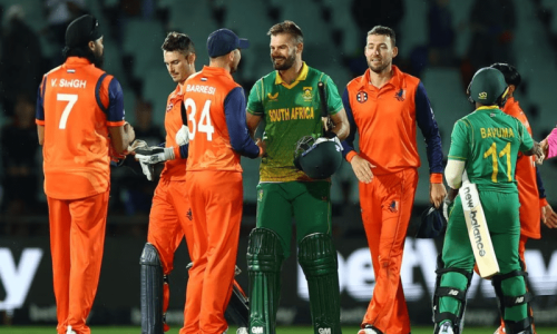 SA move closer to World Cup qualification with easy win over Dutch SA move closer to World Cup qualification with easy win over Dutch