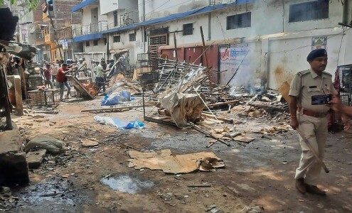 Scores held as violence rocks Bihar, other parts of India Scores held as violence rocks Bihar, other parts of India
